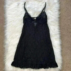 Inner Secrets Lingerie Y2K Gothic Lace Babydoll Ruffle Hem Medium